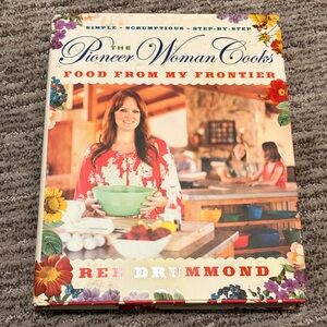 The Pioneer Woman Cooks: Food From My Frontier - Bright Floral Cookbook